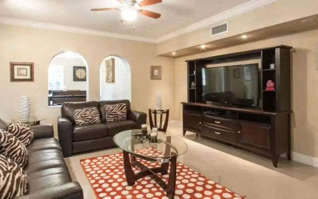 photo 3 of Plantation Oasis
