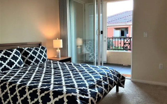 photo 5 of Platinum Triangle Apartments