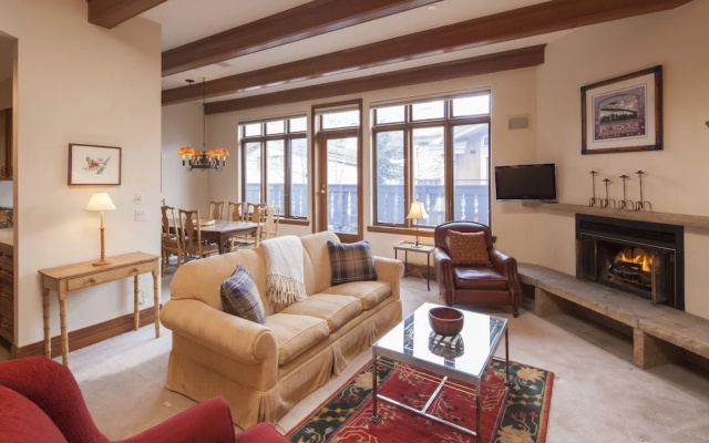 photo 2 of Plaza Lodge by Destination