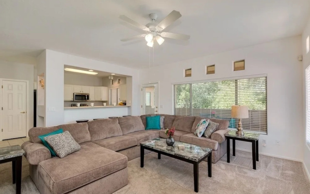 photo 3 of Pleasant #2092 - 2 Br Condo