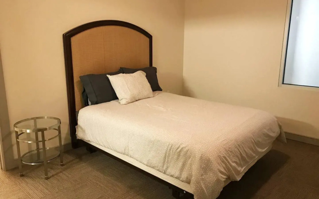 photo 3 of Pleasant  2Br Apartment | Great Value Downtown