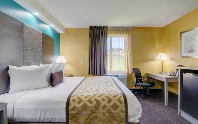photo 4 of Plymouth Bay Inn and Suites