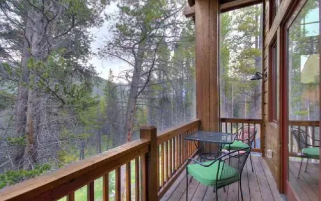 photo 5 of PN925 The Pines by RedAwning