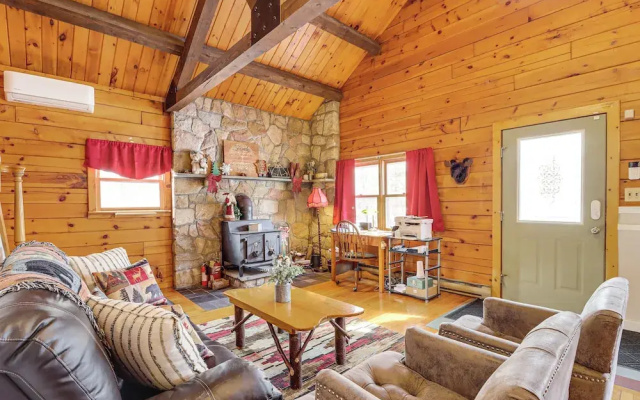 photo 2 of Hike + Ski: Log Cabin in East Stroudsburg!