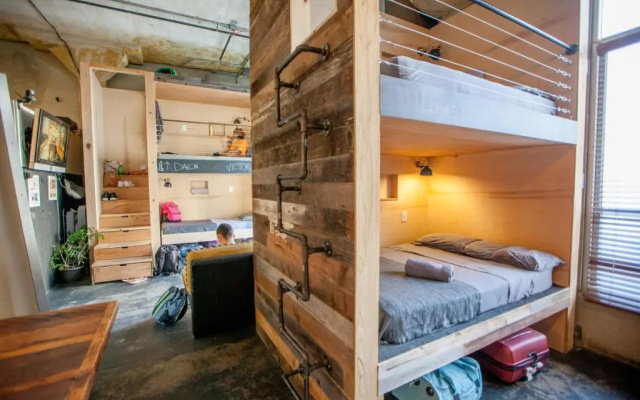 photo 2 of PodShare - Hostel