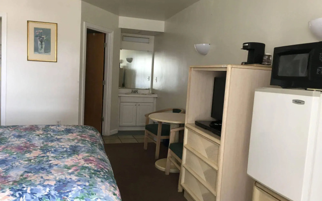 photo 3 of Point 1 Motel