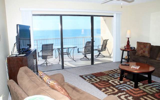 photo 3 of Pointe 502