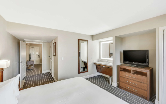 photo 4 of Hilton Phoenix Tapatio Cliffs Resort