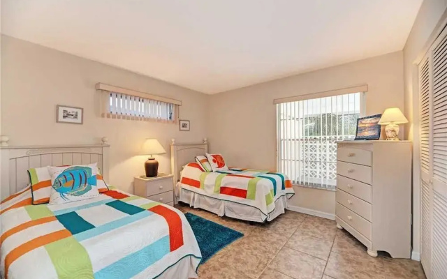 photo 5 of Polynesian Gardens Villa P6 - Two Bedroom Condo