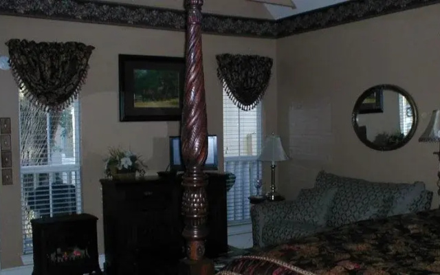 photo 2 of Pomegranate House & Cottages