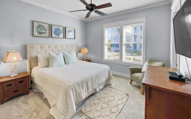 photo 5 of Pompano Palace - 4 Br home by RedAwning