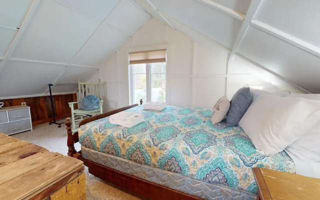 photo 4 of Pond View Cabin-Rustic two-bedroom loft, a short drive to Chittenden Reservoir, Killington & Rutland 2 Cabin by RedAwning