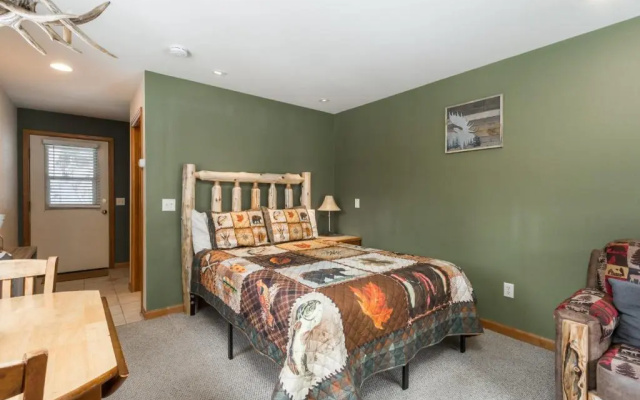 photo 4 of Ponderosa Lodge