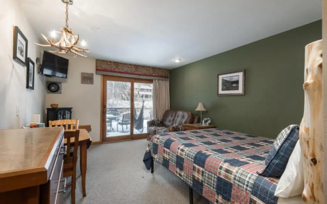 photo 5 of Ponderosa Lodge