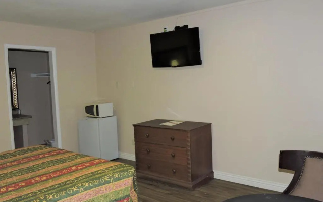 photo 4 of American Inn Motel