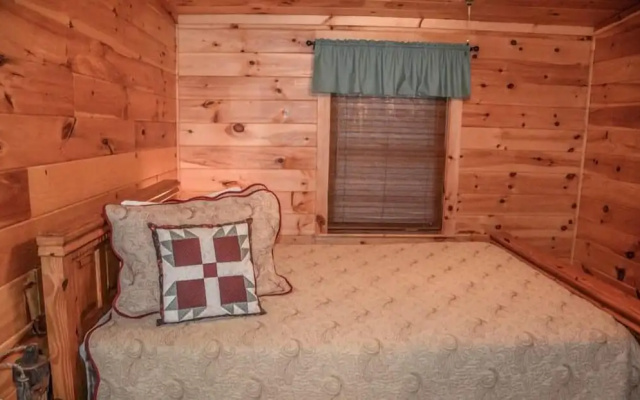 photo 2 of Poppy`s Mountain House