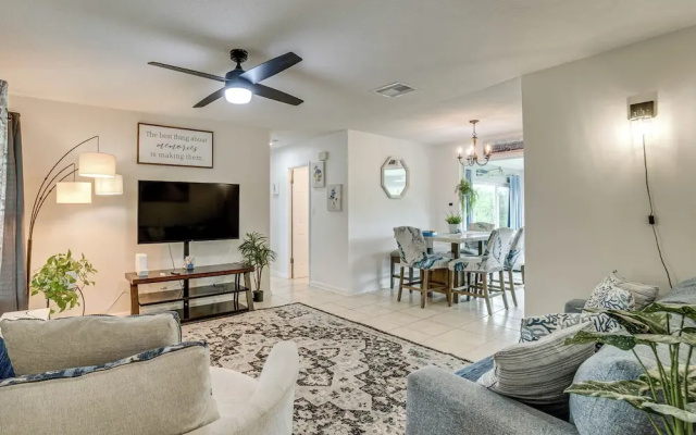 photo 2 of Port Charlotte Home w/ Sunroom, Grill & Fire Pit!