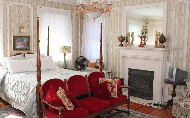 photo 3 of Port City Guest House