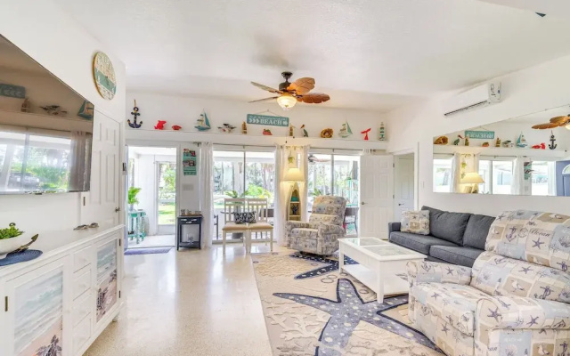 photo 5 of Hot Tub & Gas Grill: Port Richey Retreat
