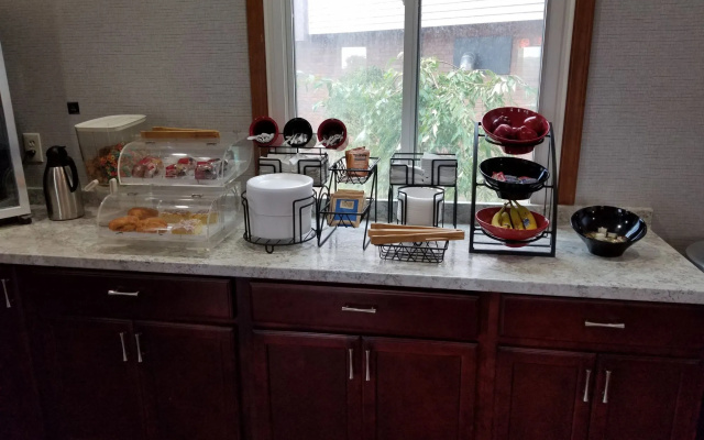 photo 5 of Aartpark Hotel Inn At Lewiston