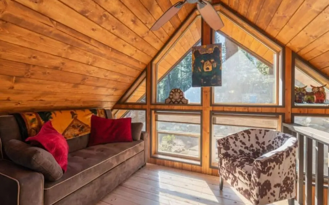 photo 5 of Porter by Avantstay Rustic Modern Oasis In The Of Chamberlands