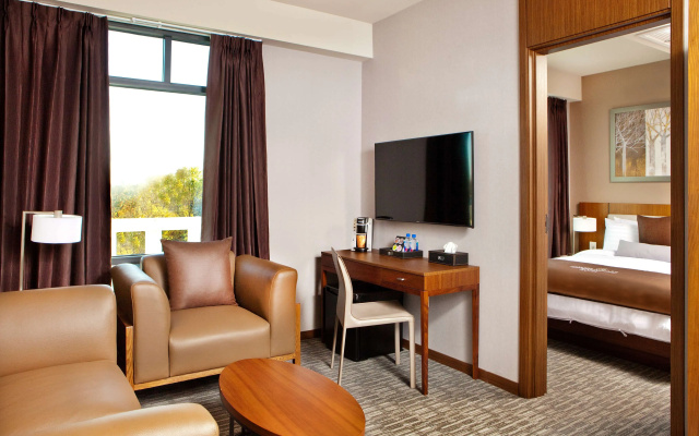 photo 5 of Porter Square Hotel