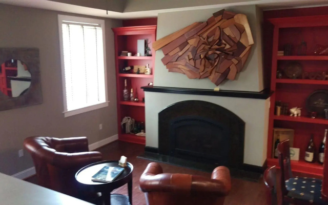 photo 2 of Posh Boutique Hotel