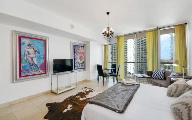 photo 5 of Posh Studio in Brickell by Sonder