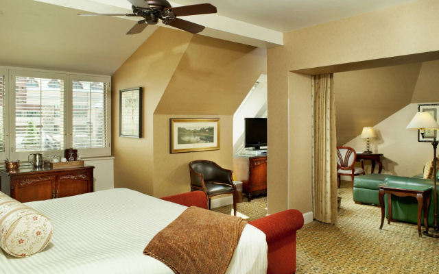 photo 5 of Poste Montane Lodge