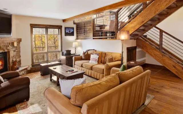 photo 2 of Potato Patch Luxury 4 Bedroom Townhome - Vail Point