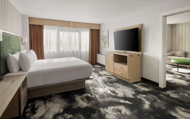 photo 3 of DoubleTree by Hilton Poughkeepsie Convention Center