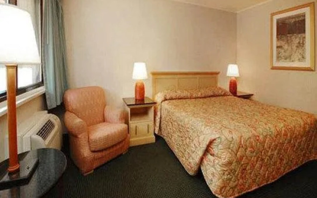 photo 3 of 波基普西旅馆(Poughkeepsie Inn)