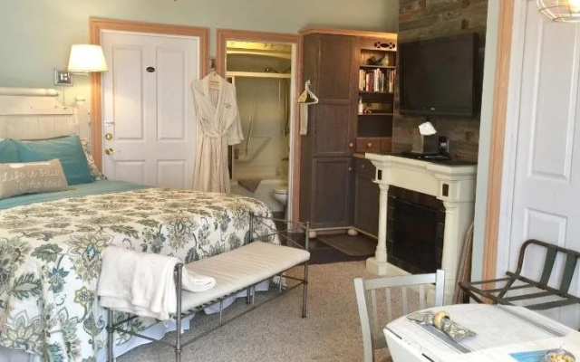 photo 4 of PrairieSide Suites Luxury Bed & Breakfast