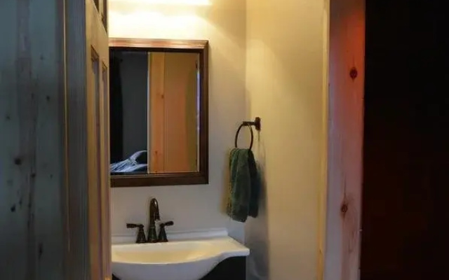 photo 5 of Premier Lodge