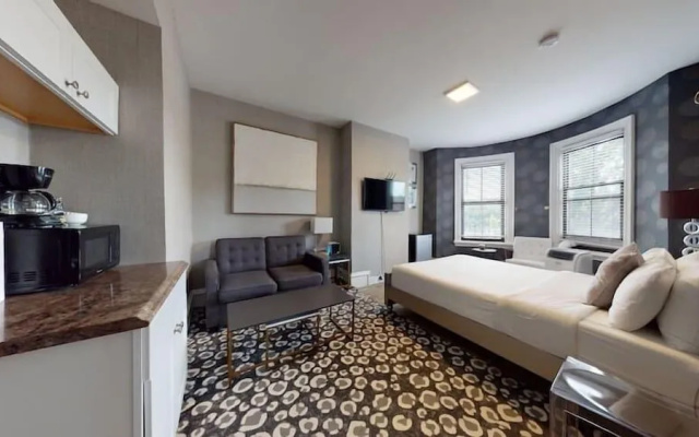 photo 2 of Premier Suites - Bay Village