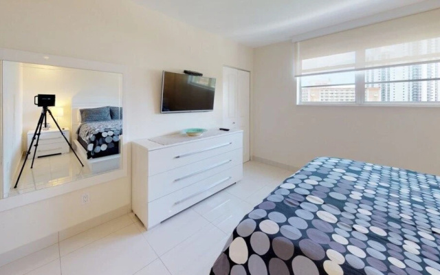 photo 5 of Premium 1 Bedroom And Den Ocean View Or925