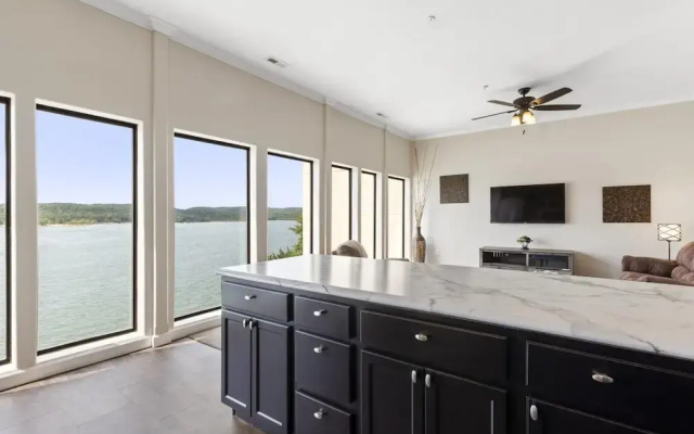 photo 5 of Premium 2 Bedroom Lake View Villa