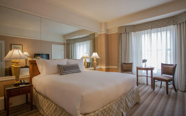 photo 4 of Hotel Zeppelin San Francisco