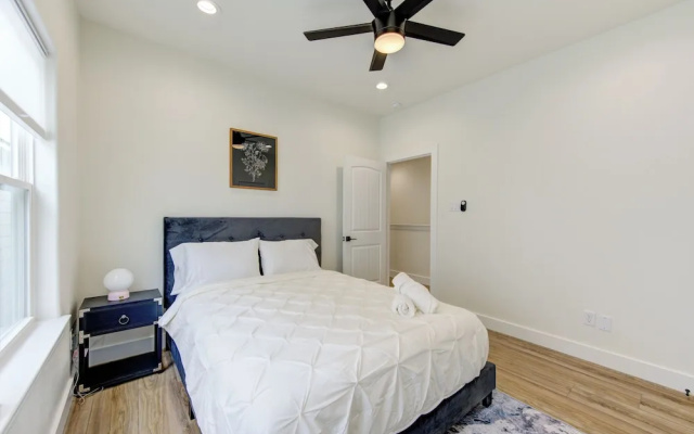 photo 4 of Prime EADO 4 BR Downtown Houston