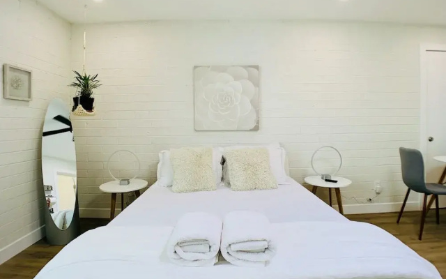 photo 5 of Primo Old Town Location with Heated Pool