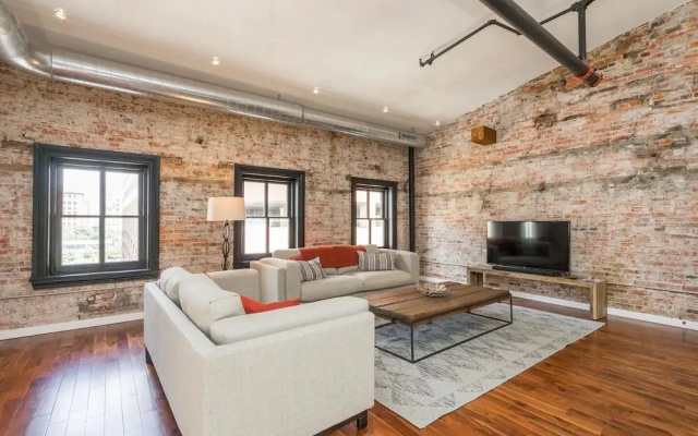 photo 3 of PRISTINE 3 BR Million-Dollar Loft