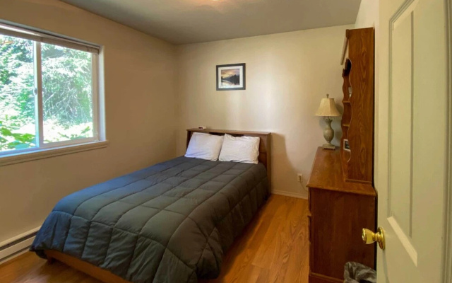 photo 3 of Private 2-acre Retreat w/ MTN Views, Walk to River