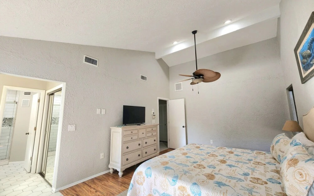 photo 2 of Private 4 Bedroom Pool Spa Home Located on Palma Sola Blvd 4 Home by Redawning