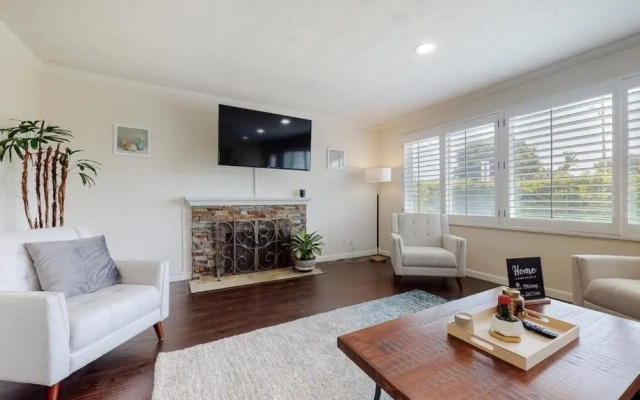 photo 3 of PRIVATE 4BR Near LAX & Beaches Playa Vista