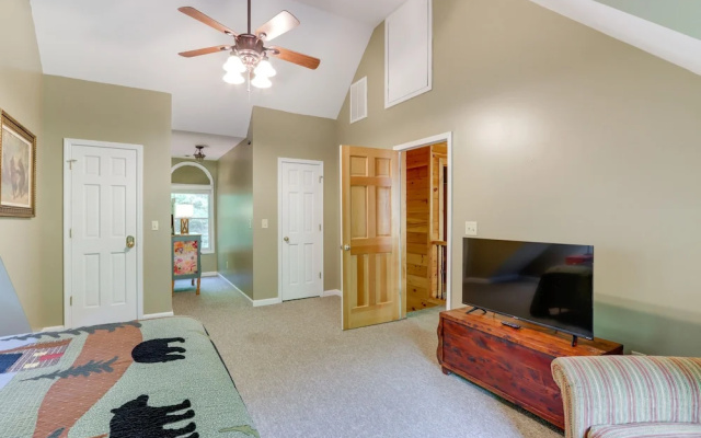 photo 4 of Private Cartecay River Home w/ Hot Tub & Game Room
