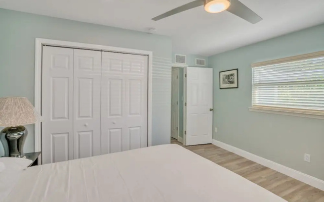 photo 4 of Private Cozy Sarasota Home 3 Bedroom Home by RedAwning