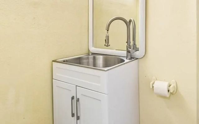 photo 5 of Private Hallandale Beach Studio w/Bath, walking distance to the beach, pool & free parking!