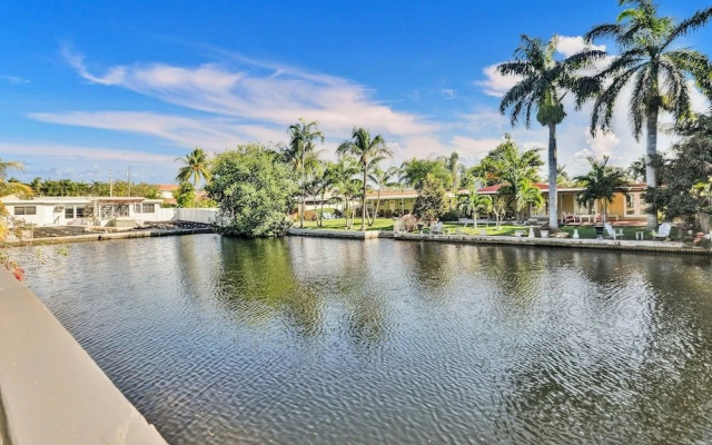 photo 4 of Private Pool 3BR with Water View and 3Bath