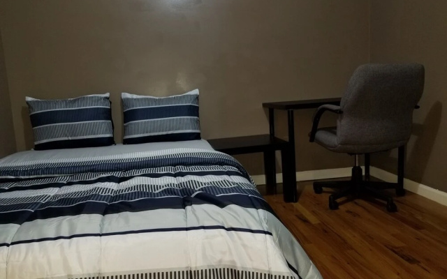 photo 3 of Private Rooms near EWR & NYC