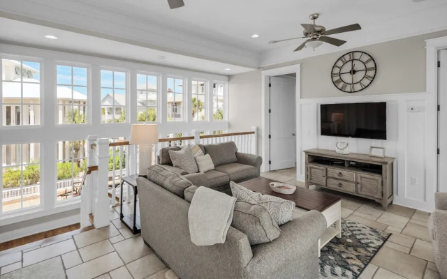 photo 2 of Private Splash Pool + Carriage House, 1 House to Beach w/ Beach Chair Setup!